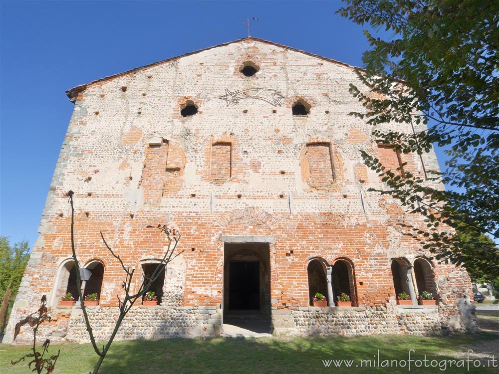 Castelletto Cervo (Biella, Italy) - Facade of the church of the Cluniac Priory of the Saints Peter and Paul